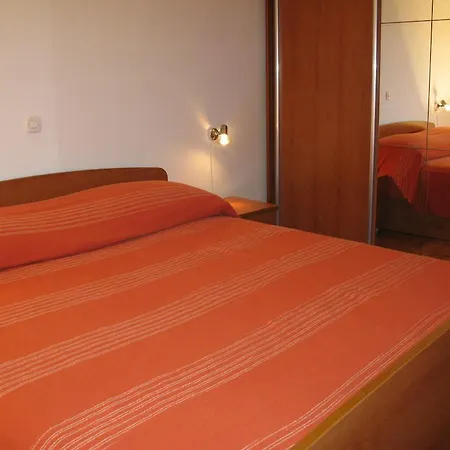 Apartamento Emi *